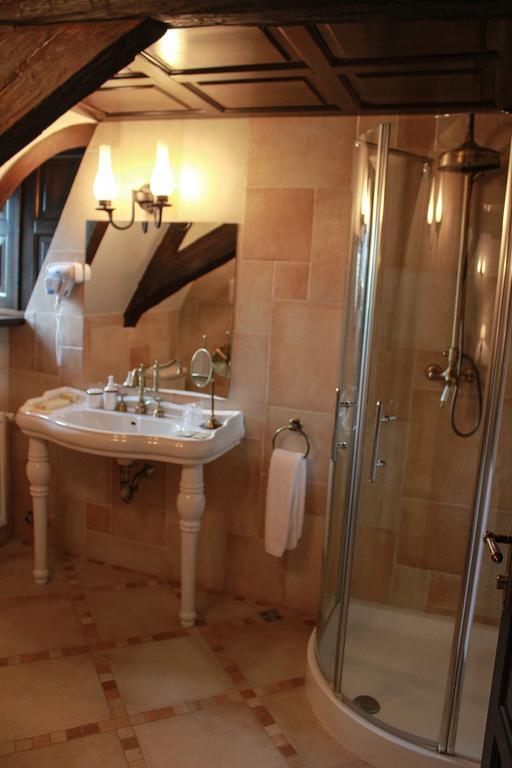 Hotel Medieval Alba Iulia Pokoj fotografie